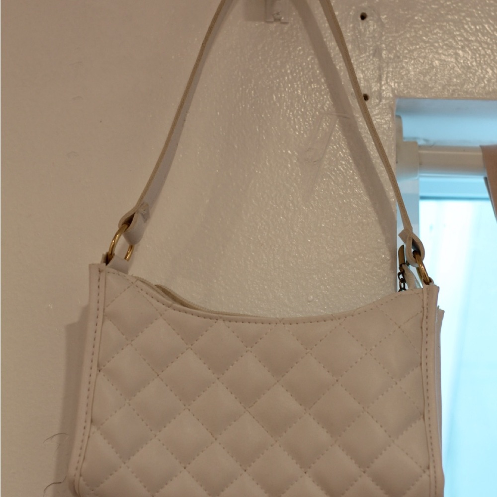 Cream Quilted Shoulder Bag with Gold Hardware